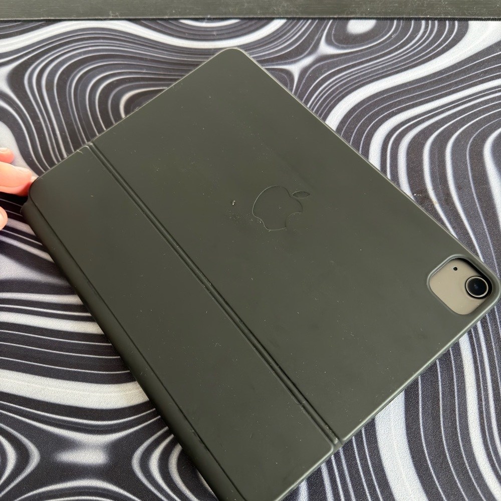 Magic Keyboard case, for fourth generation, and fifth generation iPad.